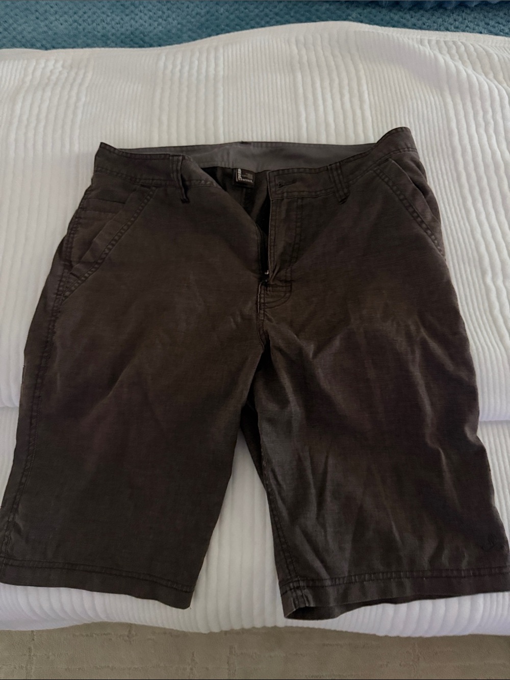 Prana Men's Brown Casual Shorts – Classic Everyday Style